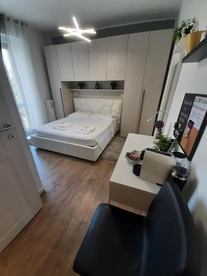 Alessandra'S Home Verona 0*,